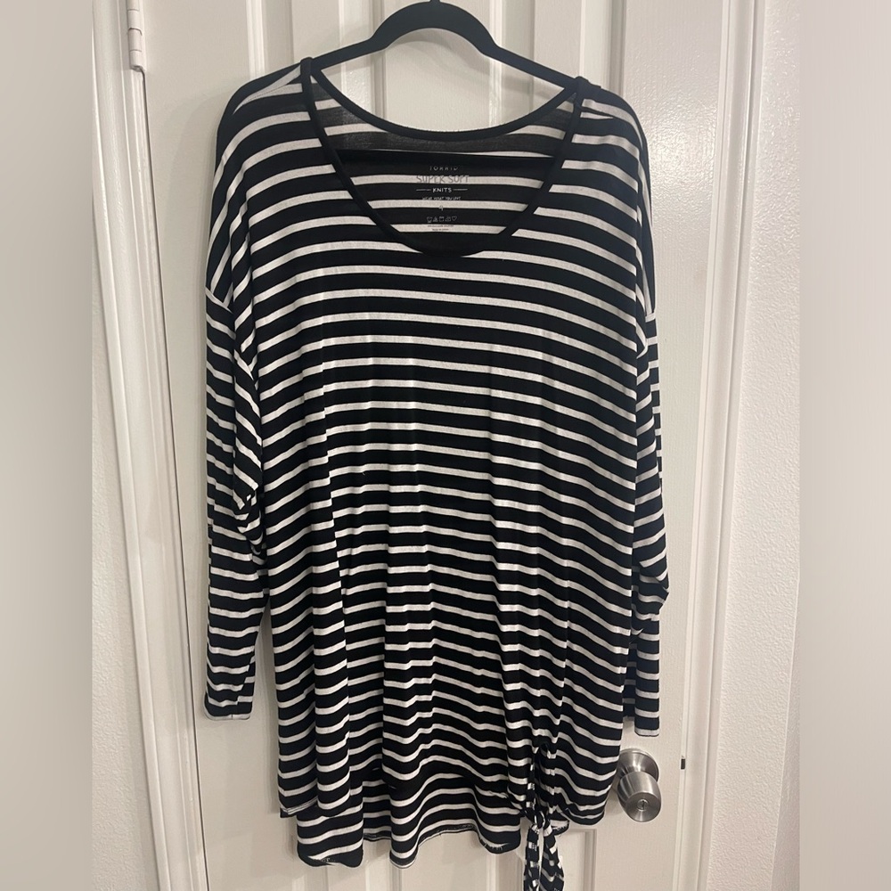 Torrid long sleeve top